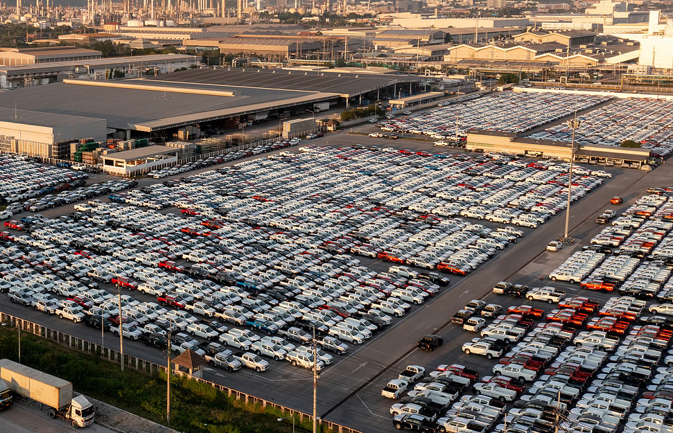 Why Your Business Needs Proactive, Not Reactive, Video Surveillance