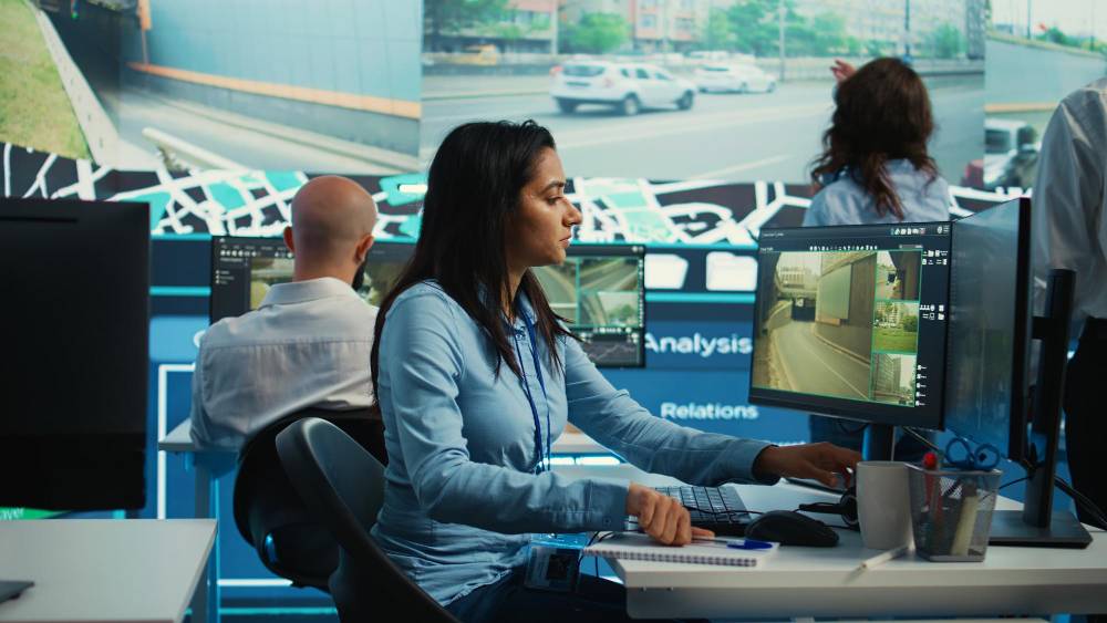 Why AI-Powered Virtual Guard Services Are Becoming More Popular
